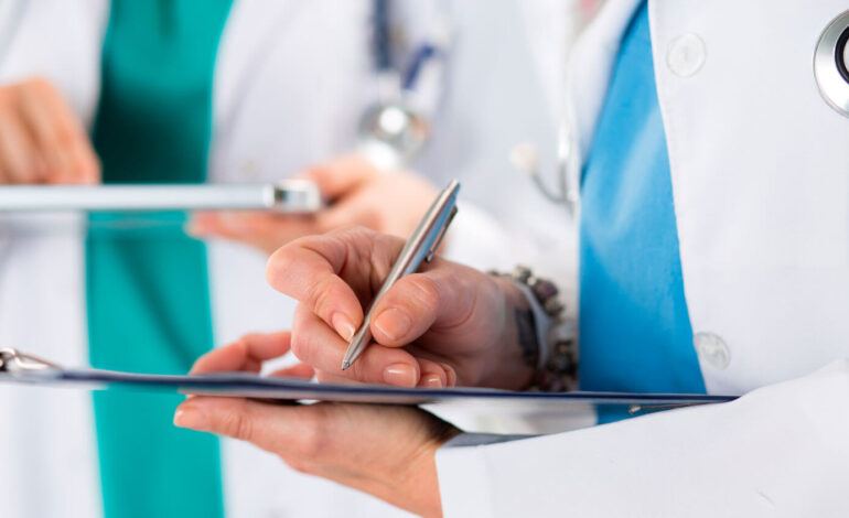  Impuestos a los licores, cigarrillos y juegos de azar le aportaron $1,4 billones al sistema de salud