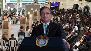  Presidente Petro dice que si la consulta popular no pasa en el Senado, la convocaría por decreto.